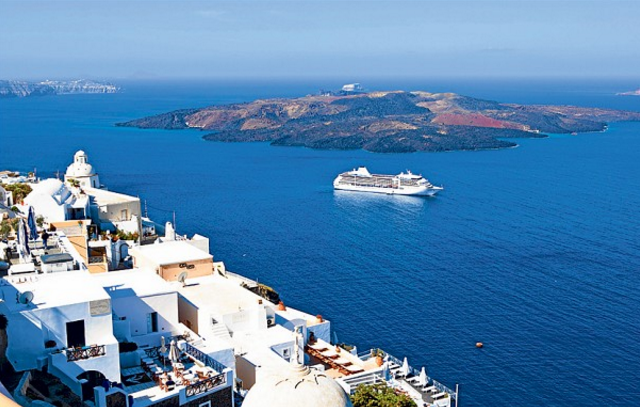 Cruising Santorini
