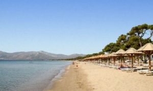 Varkiza Beach (Apollo Coast- accessible by public bus)