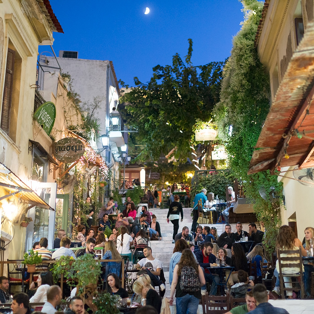 The vibrant and cosmopolitan taverns and restaurants in Plaka