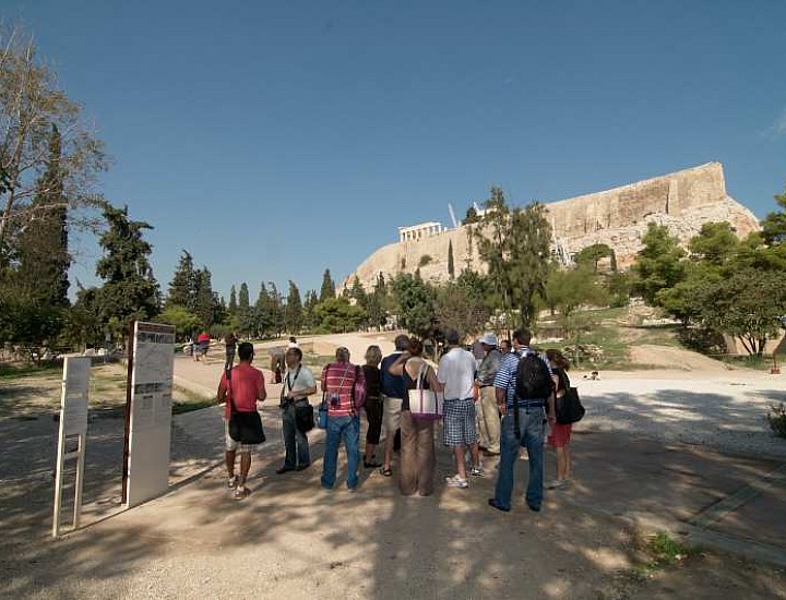 Avoid the Crowds: Acropolis Afternoon Tour with skip-the-line service (Optional: include entrance ticket)